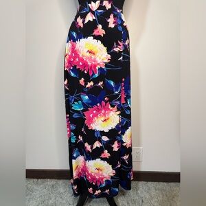 Ladies Long Floral Skirt Sz XXL